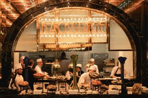 Top 10 nhà hàng sang trọng nhất tại Hà Nội