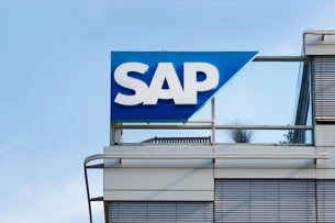 Top 7 Công Ty IT có Môi Trường Làm Việc Đa Văn Hóa và Toàn Cầu