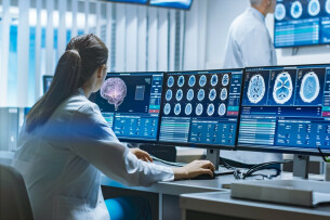 Top 8 công ty HealthTech (Công nghệ y tế) uy tín hiện nay