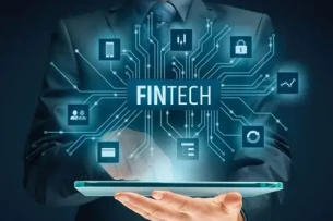 Top 10 công ty Fintech được người trẻ ưa chuộng nhất 2025