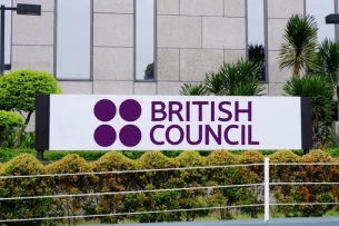 TOP 9 khóa học luyện thi IELTS online dành cho học sinh THCS