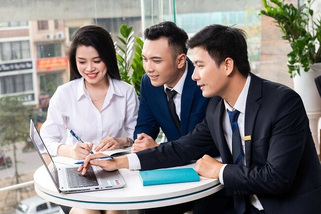 Thực tập sinh kinh doanh l&agrave; g&igrave;? Tất tần tật từ A-Z về thực tập sinh kinh  doanh | CareerViet.vn